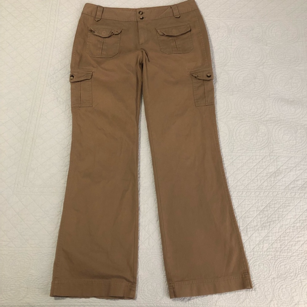 Banana Republic Martin fit cargo pants. Size 10.